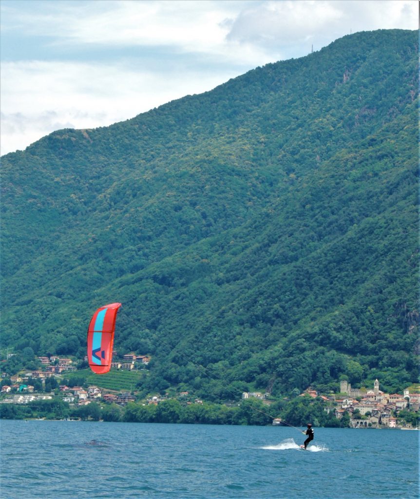 kitesurf
